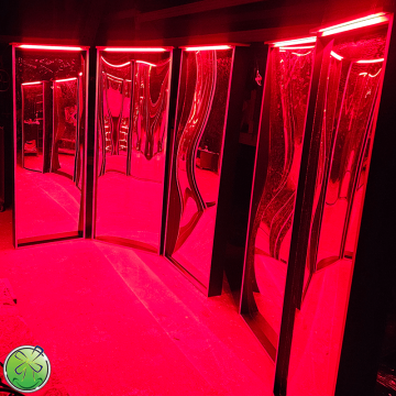 Licht uber dem zerrspiegel 2